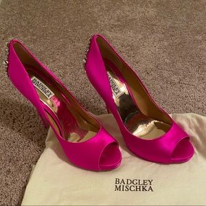 Badgley Mischka pumps